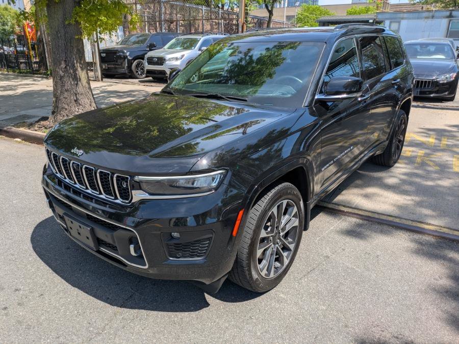 Used 2021 Jeep Grand Cherokee L Overland w/ Advanced Protech Group III AWD/4WD image 2
