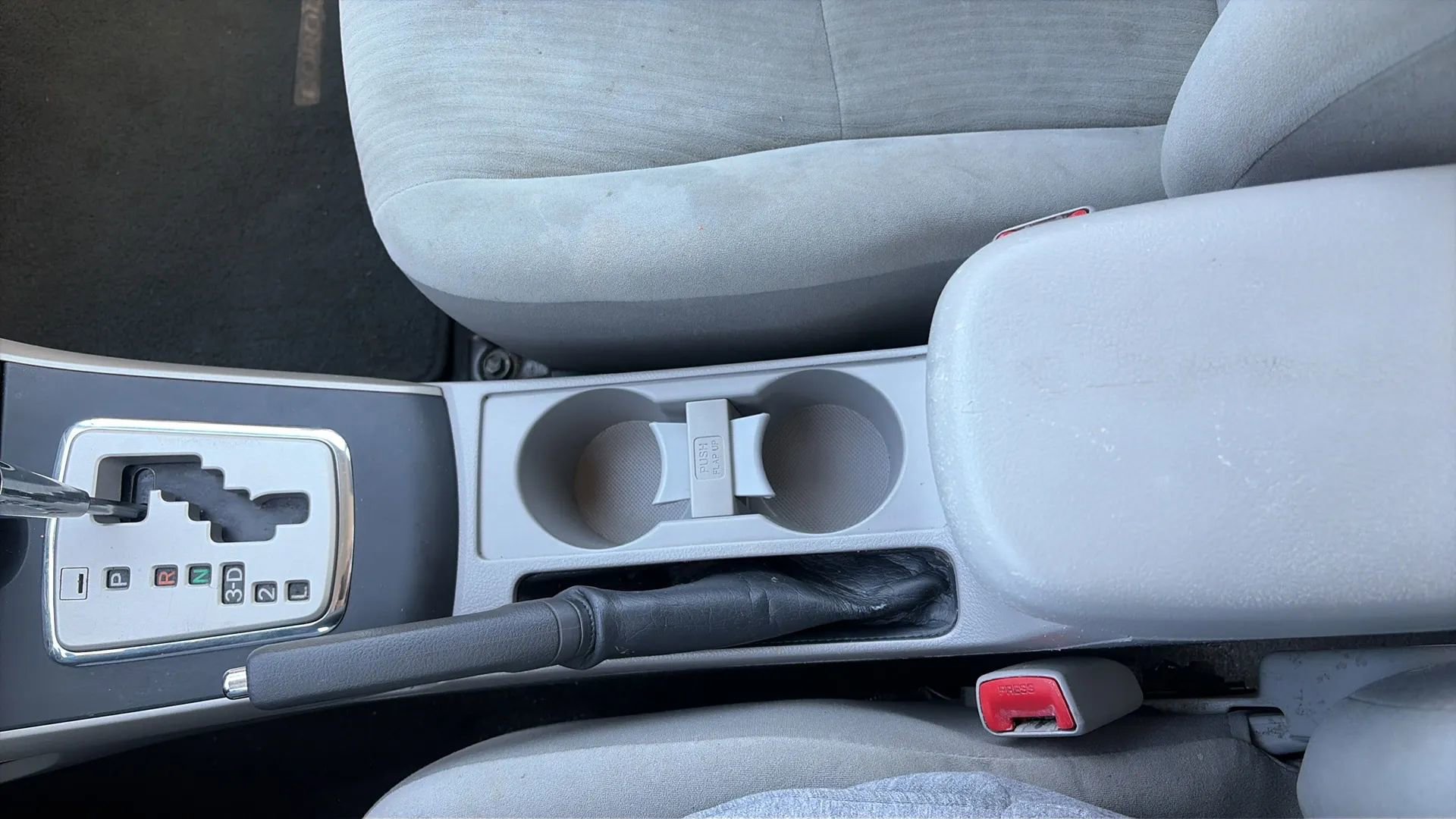 Used 2010 Toyota Corolla LE image 39