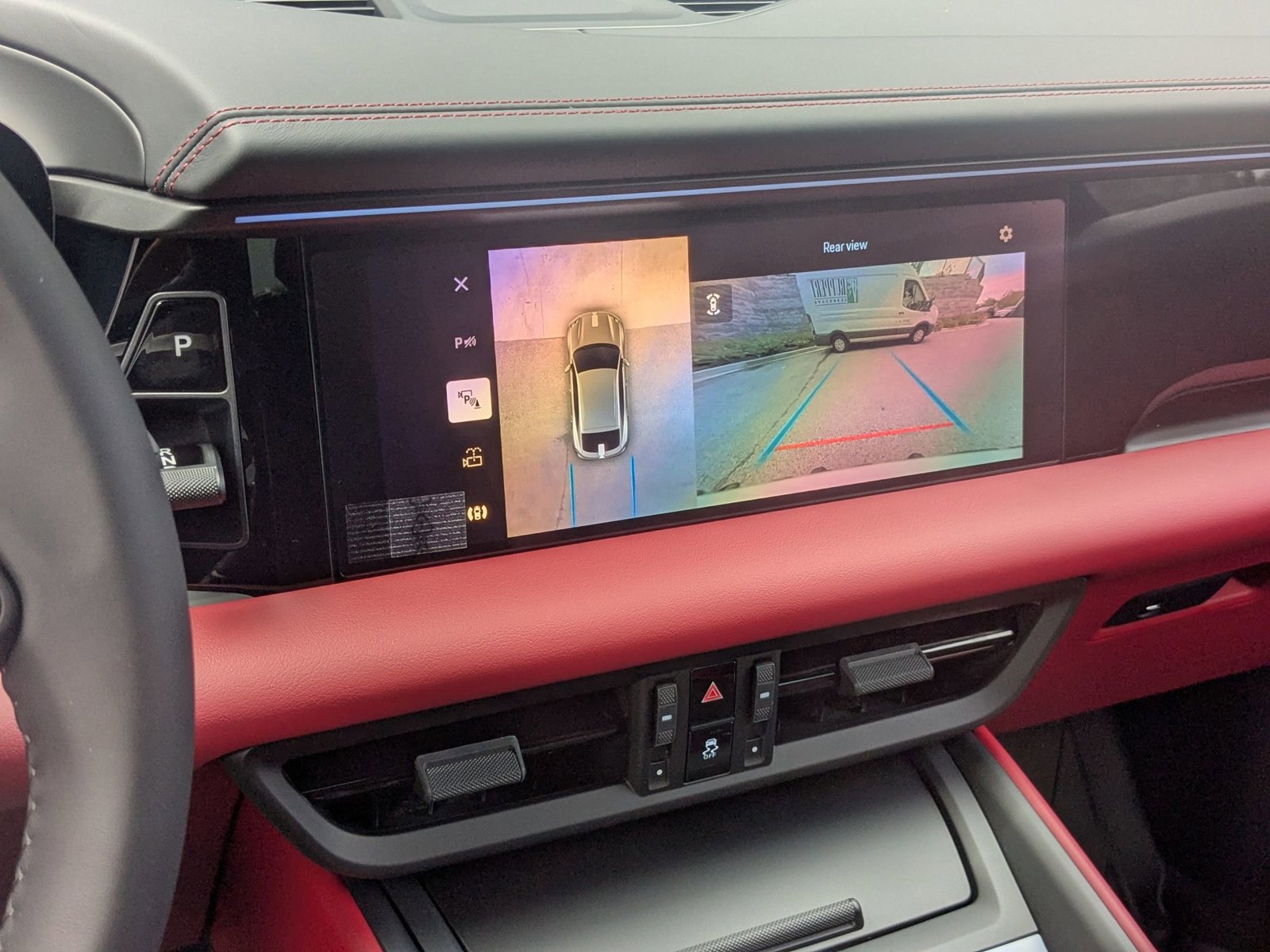 New 2025 Porsche Macan 4S Electric image 18