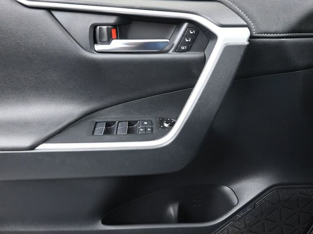 Used 2019 Toyota RAV4 Limited w/ Advanced Technology Package image 26