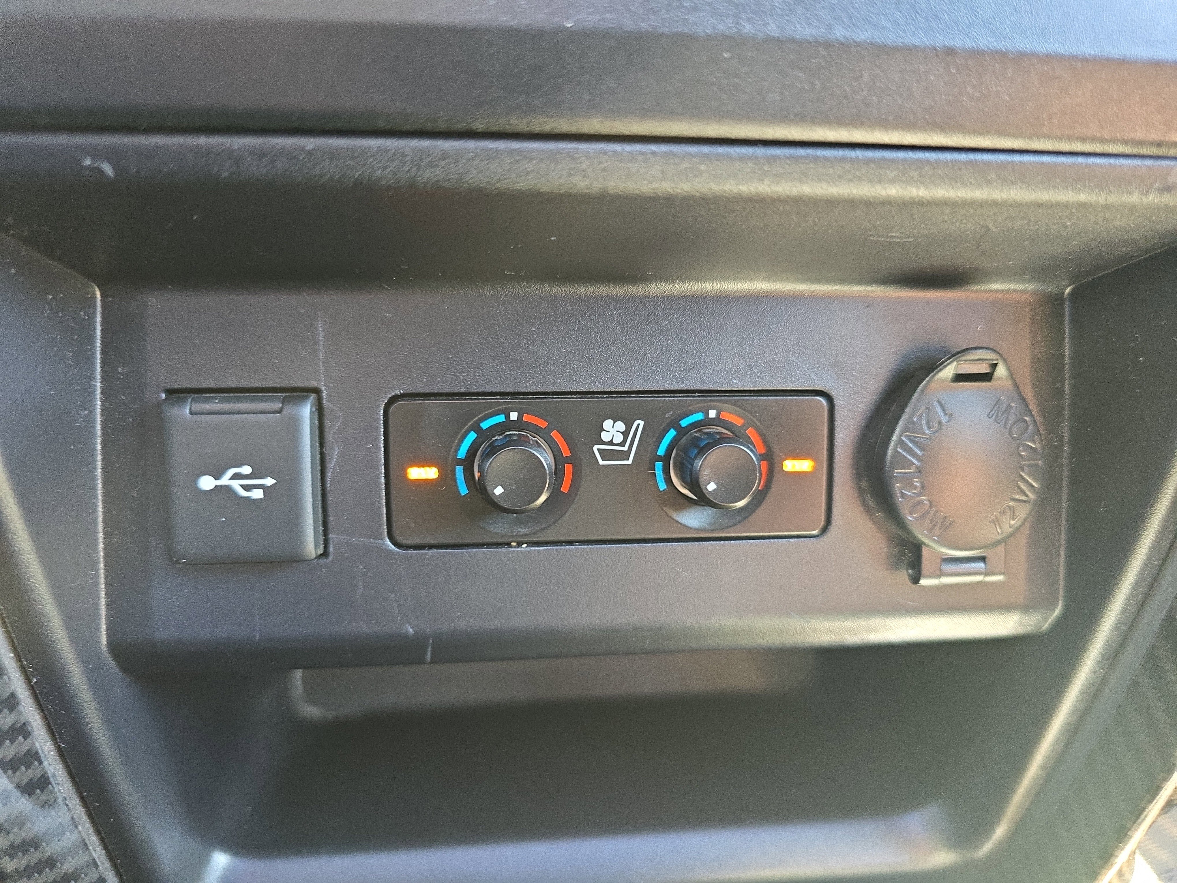 Used 2021 Toyota 4Runner Limited image 30