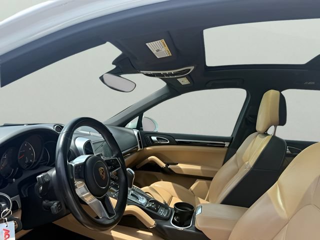Used 2018 Porsche Cayenne Platinum Edition AWD/4WD image 14