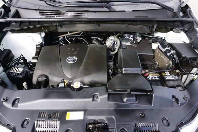 Used 2019 Toyota Highlander LE image 14