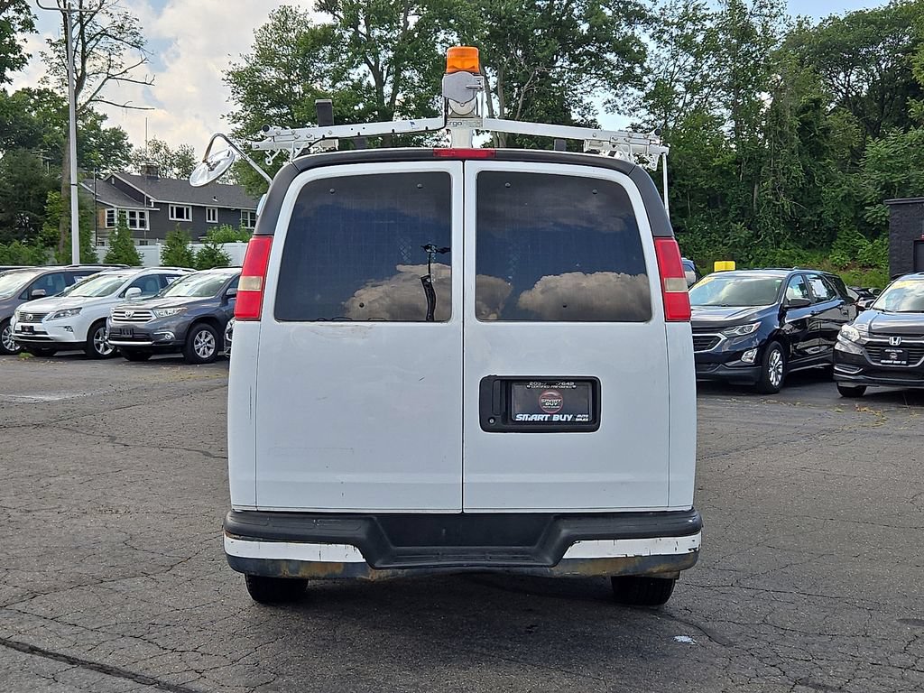 Used 2010 Chevrolet Express 1500 RWD image 6