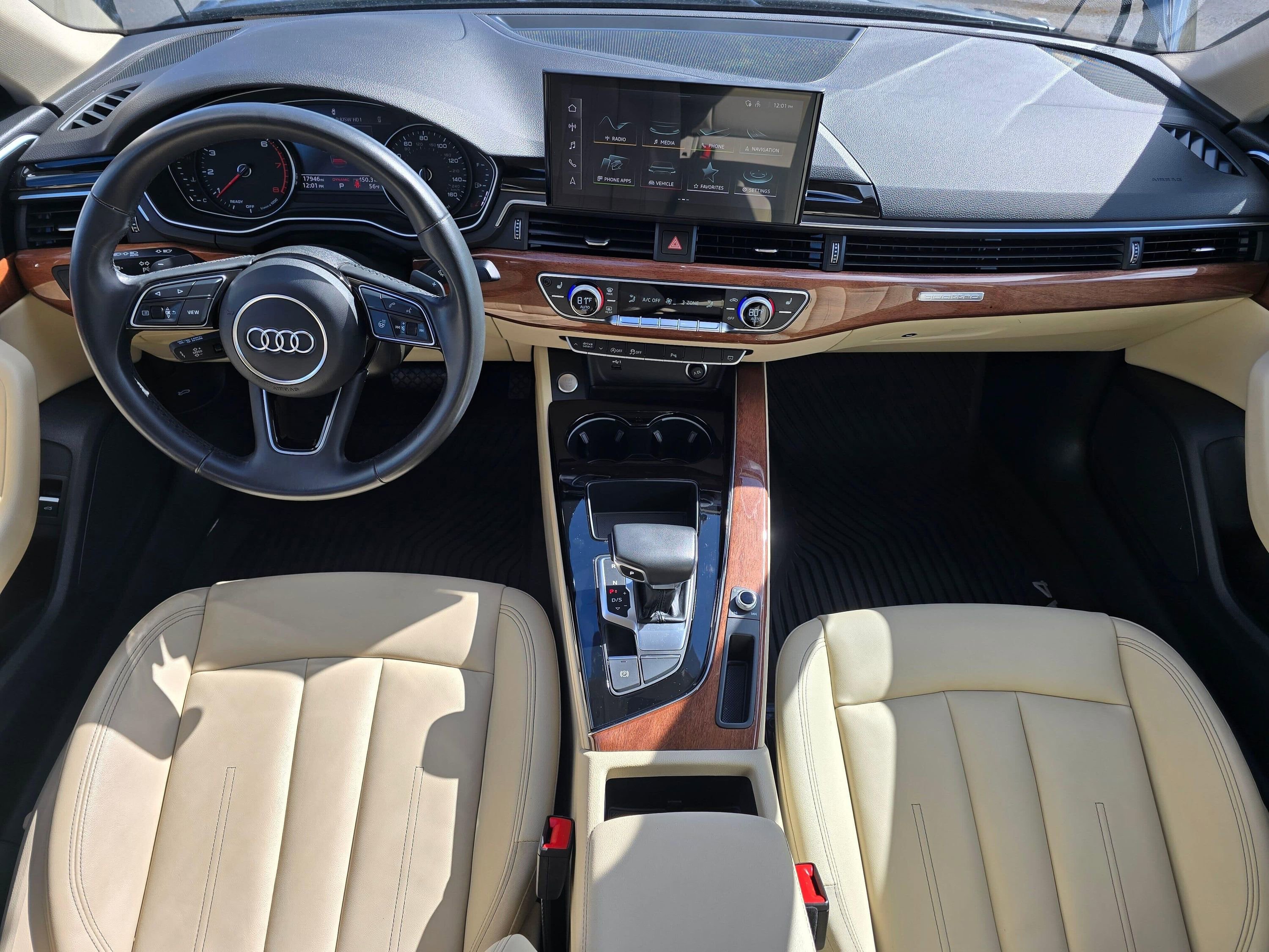 Used 2023 Audi A4 2.0T Premium w/ Convenience Package image 18