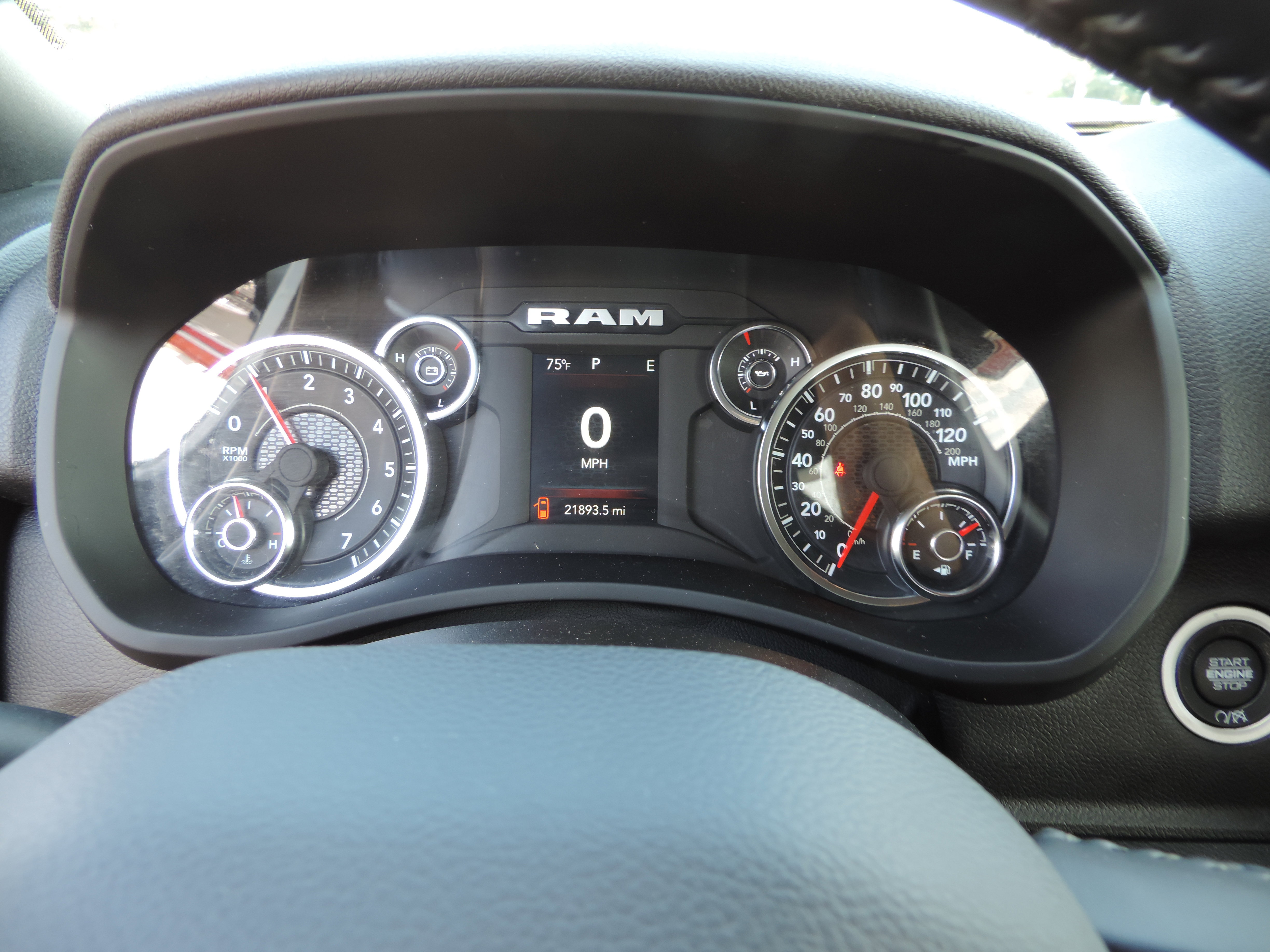 Used 2024 RAM 2500 Big Horn w/ Bed Utility Group image 9