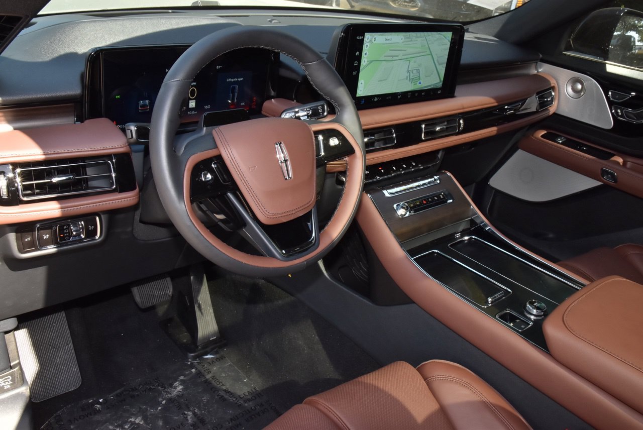 New 2027 Lincoln Aviator Reserve AWD/4WD image 34