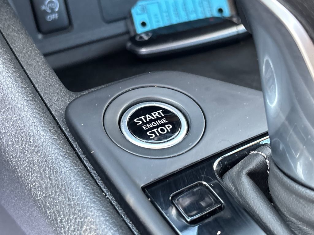 Used 2025 Nissan Sentra S image 25