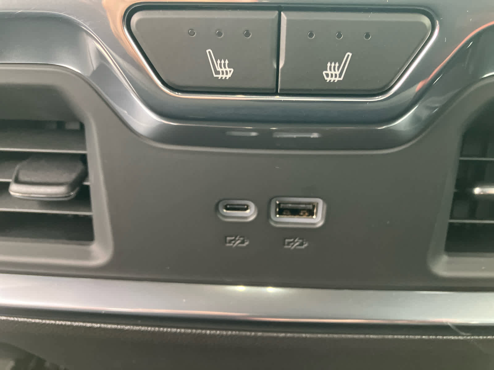 New 2026 GMC Sierra 1500 SLT w/ SLT Premium Package image 44