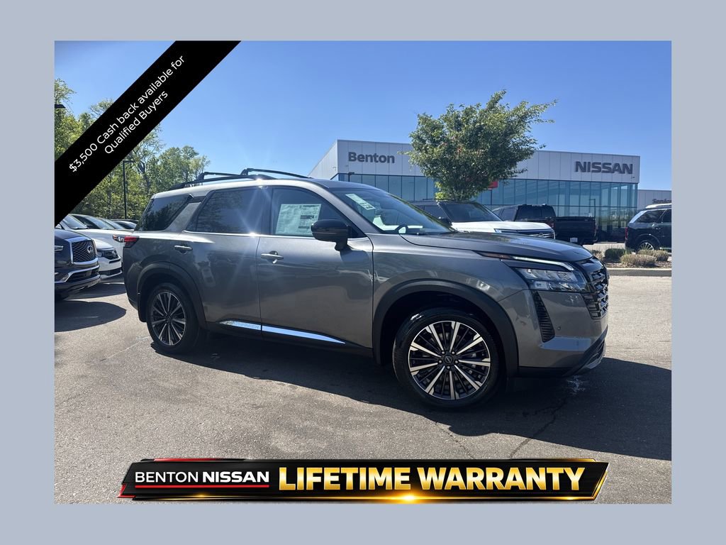 New 2026 Nissan Pathfinder Platinum image 1