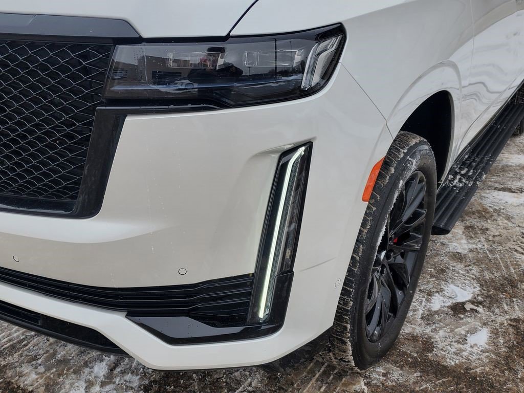 Certified 2024 Cadillac Escalade ESV Sport w/ LPO, ONYX Package image 6