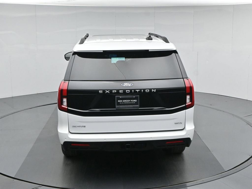 Used 2025 Ford Expedition Max Active AWD/4WD image 48