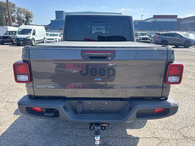 Used 2022 Jeep Gladiator Sport AWD/4WD image 6