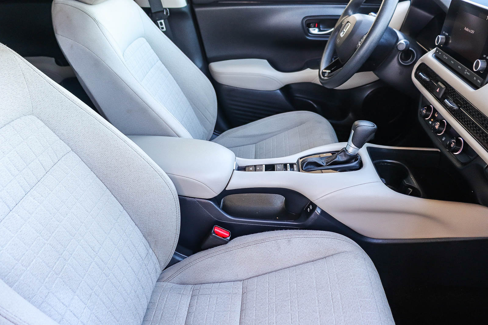 Certified 2024 Honda HR-V LX image 19