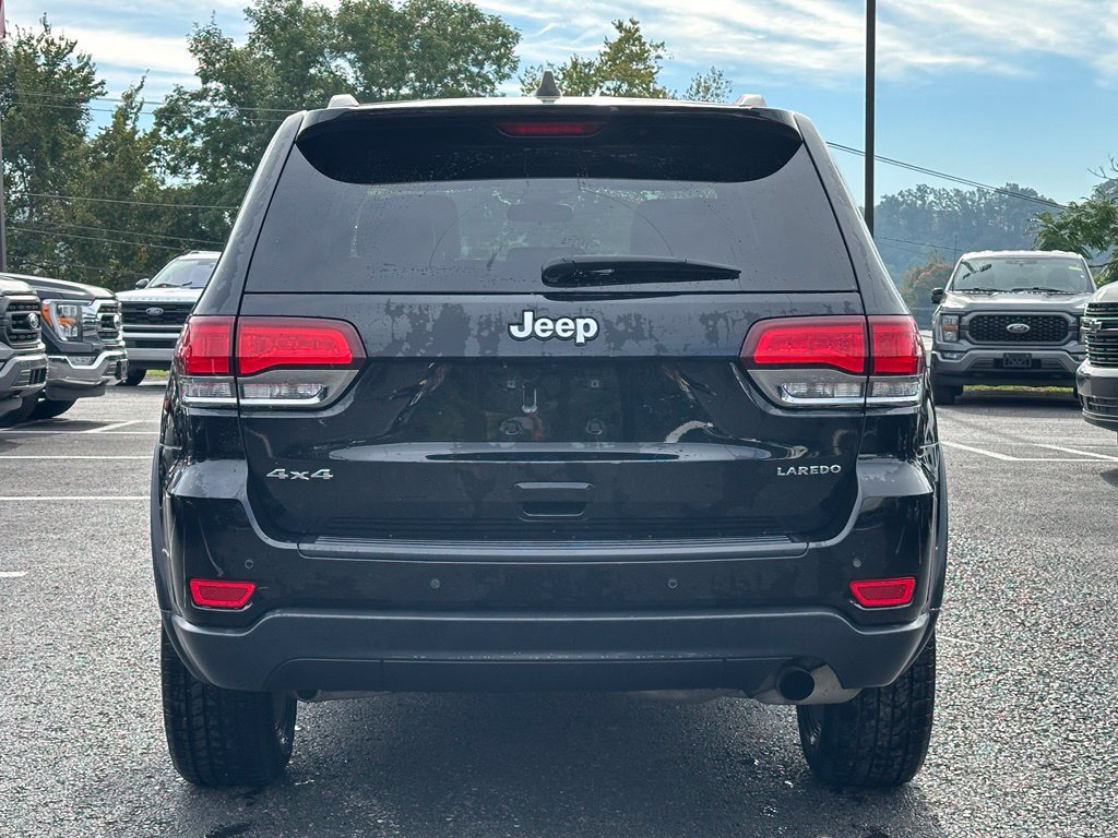 Used 2021 Jeep Grand Cherokee Laredo X AWD/4WD image 5