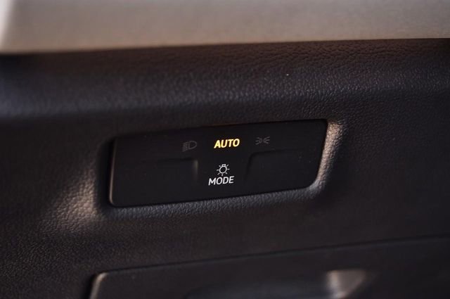 New 2026 Volkswagen Tiguan SE R-Line image 11