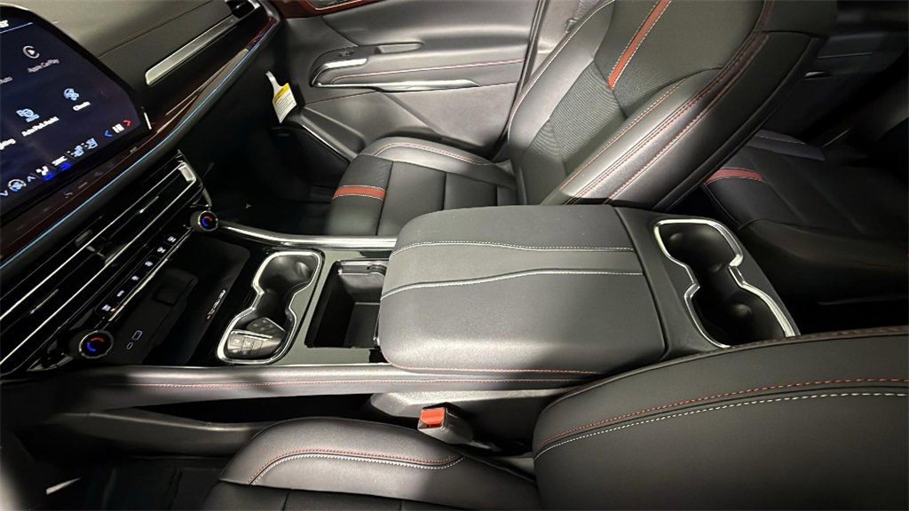 Certified 2026 Chevrolet Traverse RS image 26