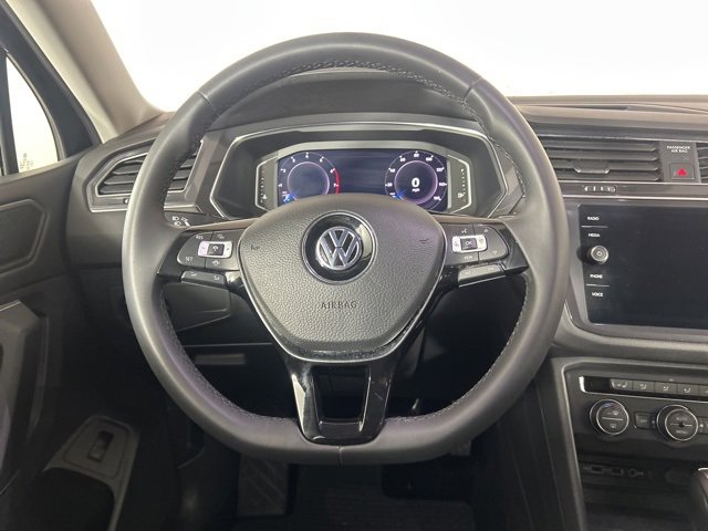 Used 2020 Volkswagen Tiguan SEL image 12