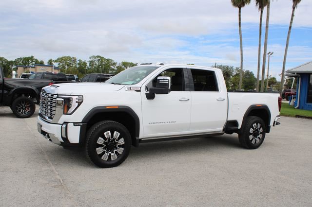 Used 2025 GMC Sierra 2500 Denali w/ Denali Reserve Package image 5
