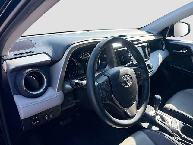 Used 2017 Toyota RAV4 Limited image 25