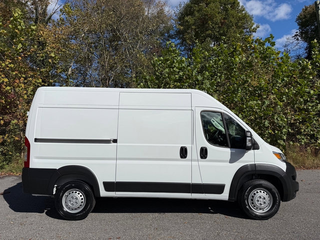 New 2026 RAM ProMaster 2500 w/ Safety Group FWD image 6