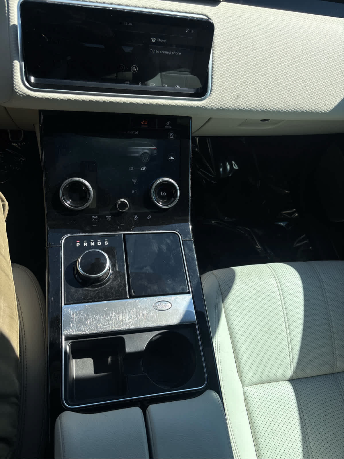 Used 2018 Land Rover Range Rover Velar R-Dynamic SE AWD/4WD image 35