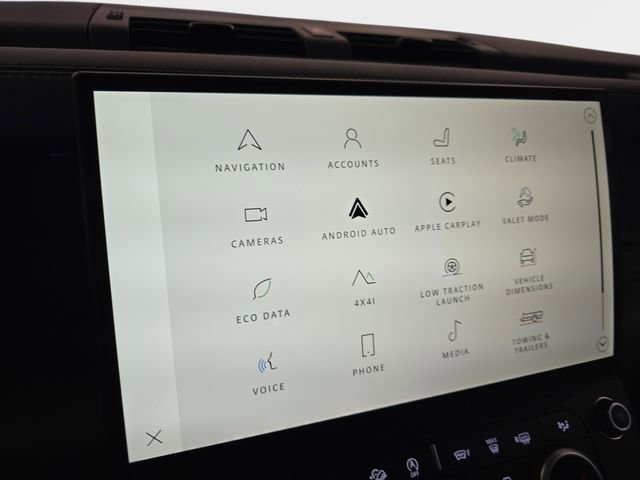 New 2026 Land Rover Defender 110 X-Dynamic SE image 16