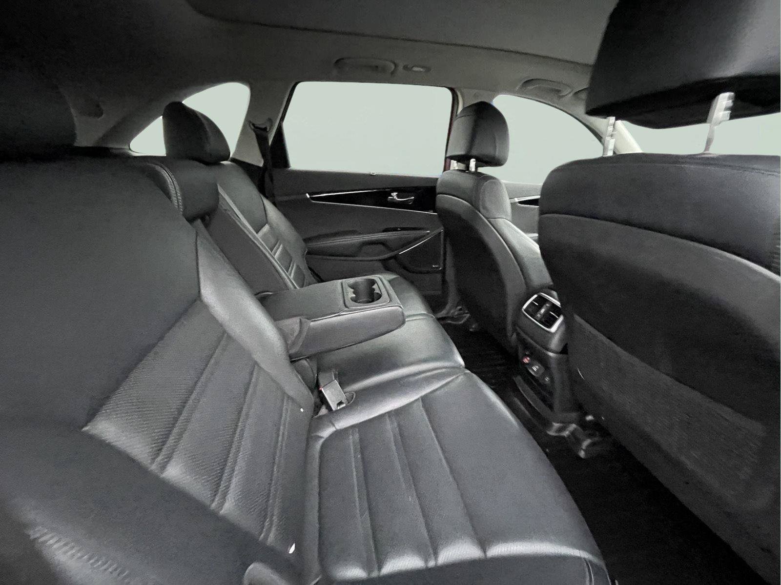 Used 2017 Kia Sorento SX FWD image 23