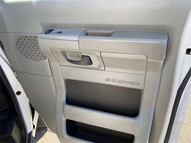 Used 2014 Ford E-350 and Econoline 350 Super Duty w/ Power Windows & Locks Group image 18