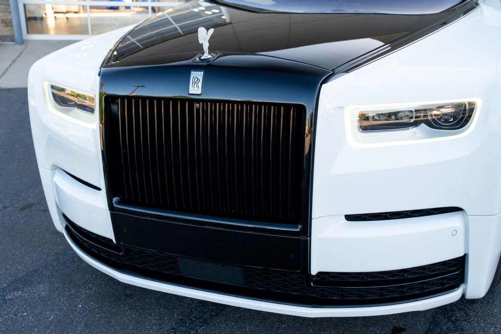 Used 2019 Rolls-Royce Phantom Sedan image 7