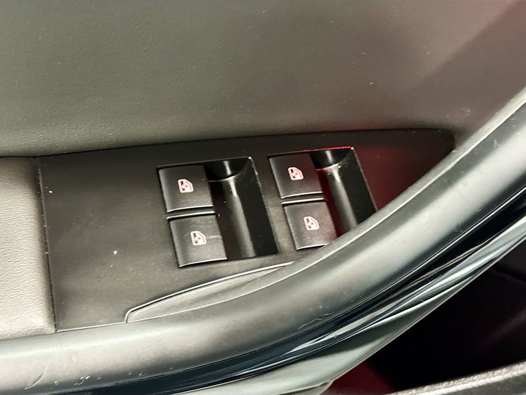 Used 2017 Buick Cascada Premium image 14