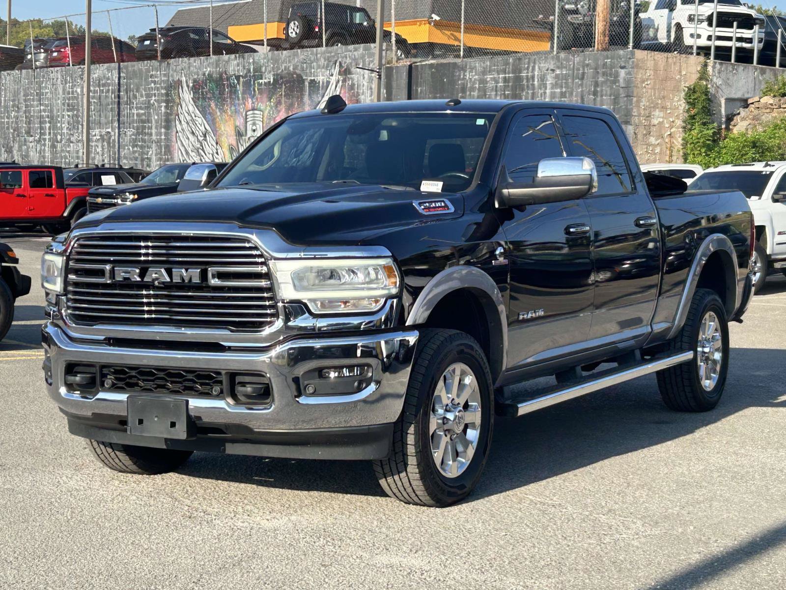 Used 2019 RAM 2500 Laramie AWD/4WD image 3