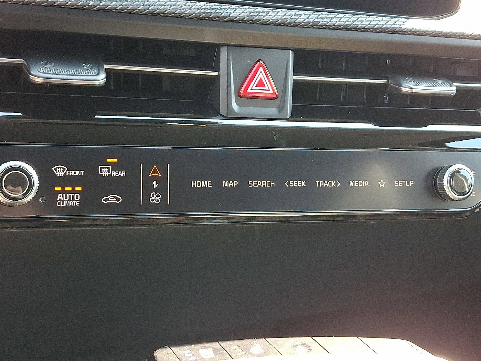 New 2025 Kia EV6 Wind image 9