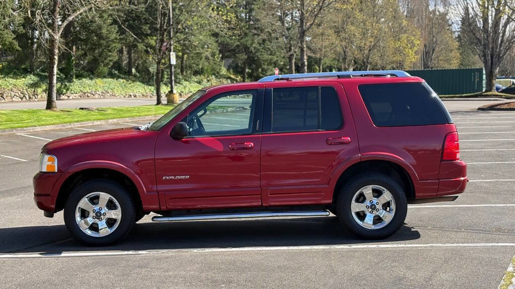 Used 2004 Ford Explorer Limited AWD/4WD image 2