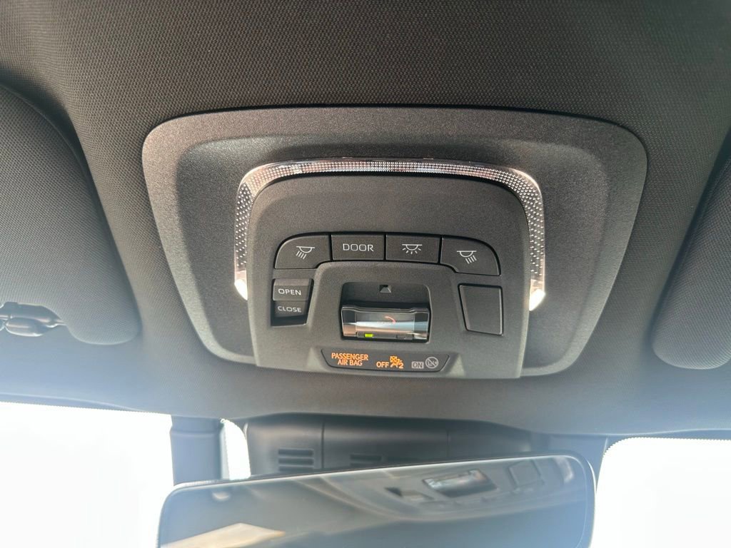 Used 2026 Toyota Crown Platinum image 21