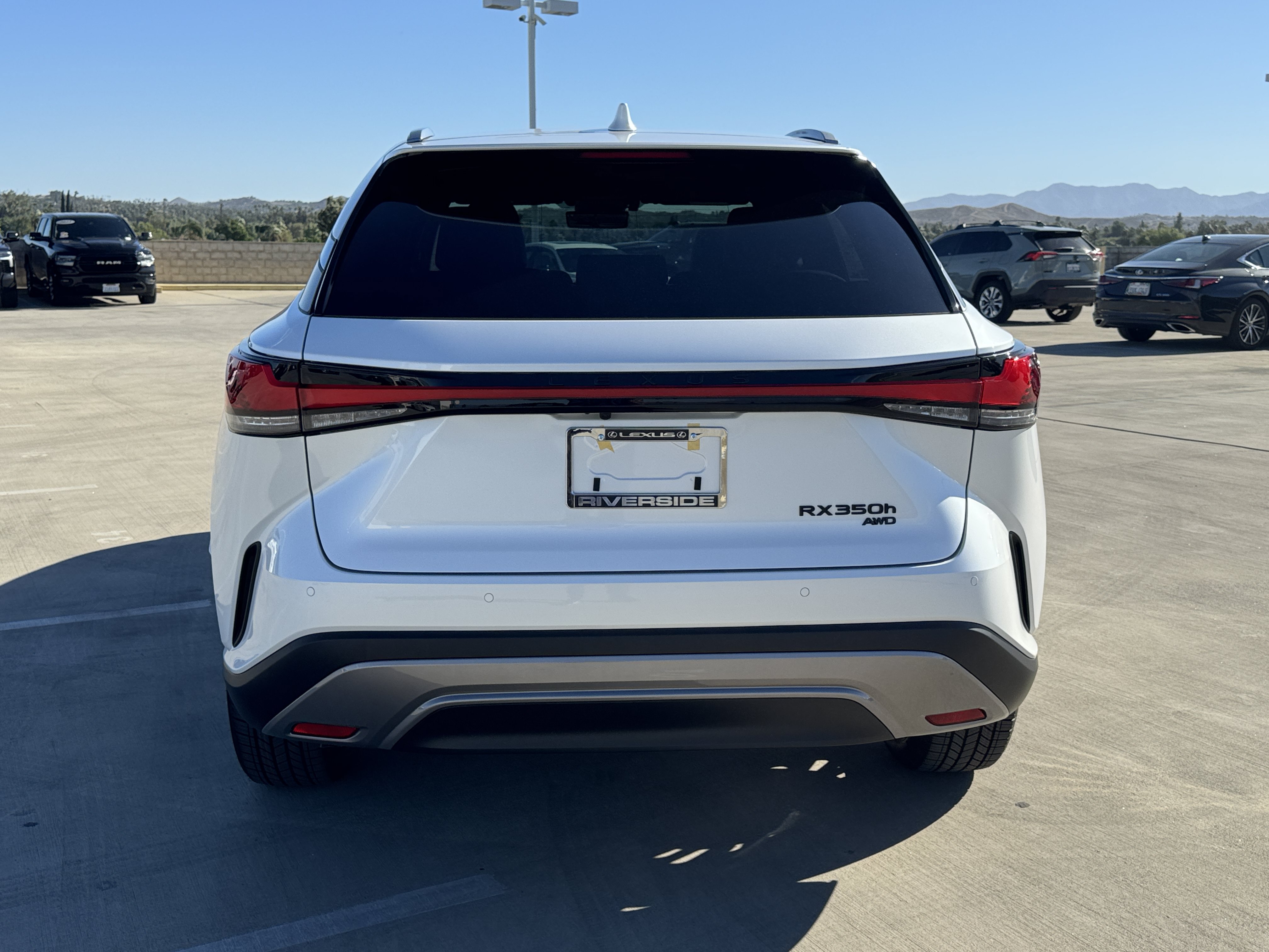 New 2026 Lexus RX 350 w/ Convenience Package AWD/4WD image 8