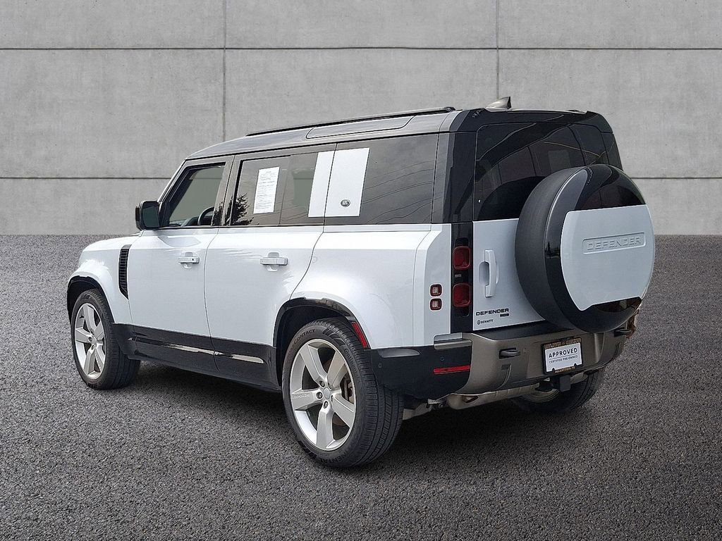 Used 2023 Land Rover Defender 110 X-Dynamic SE image 6