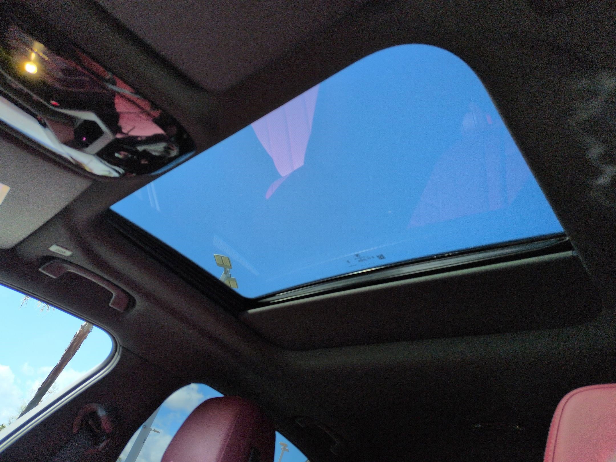 Used 2025 BMW i5 eDrive40i w/ Premium Package image 28