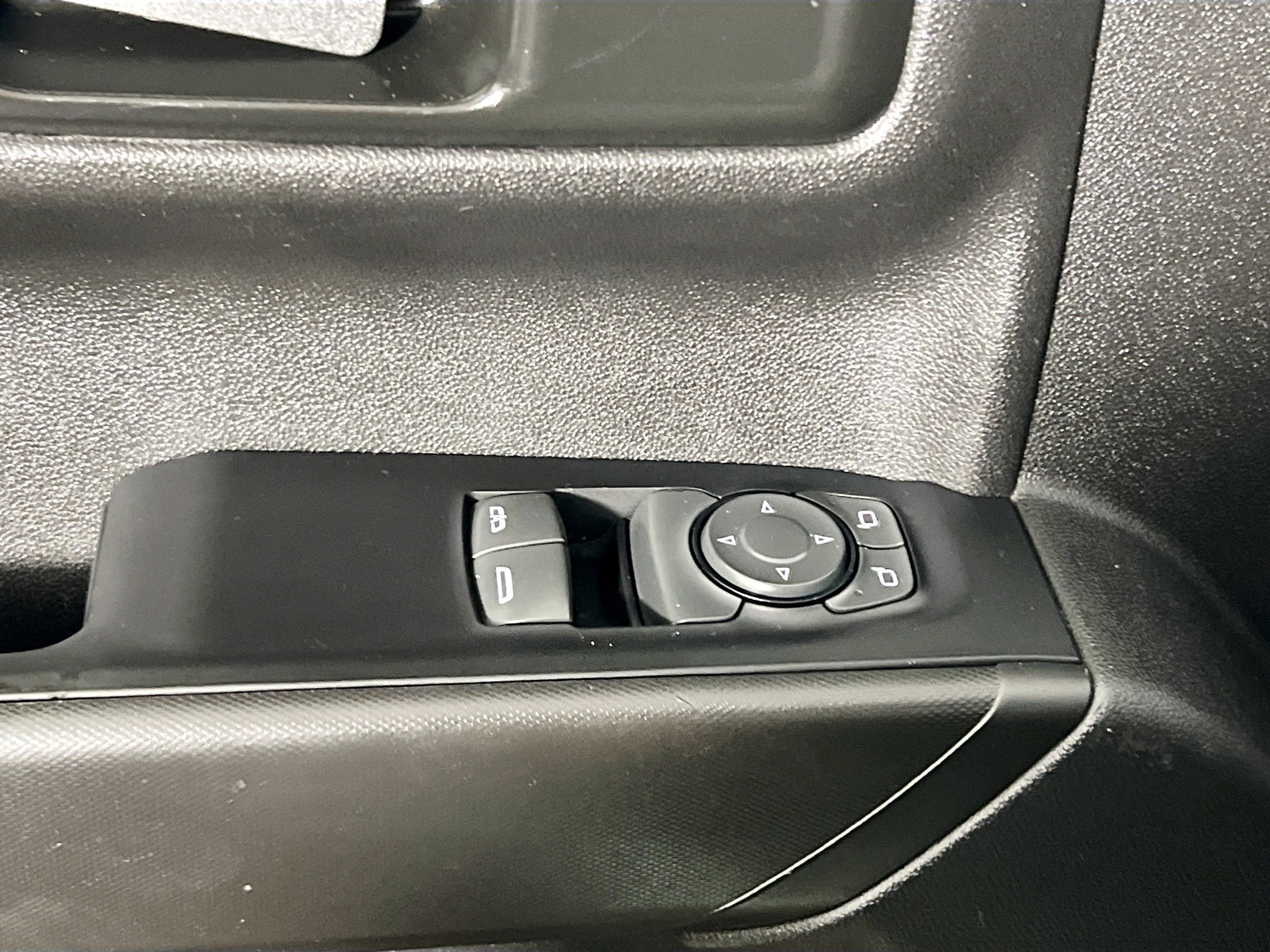 Used 2022 Chevrolet Silverado 1500 W/T RWD image 15