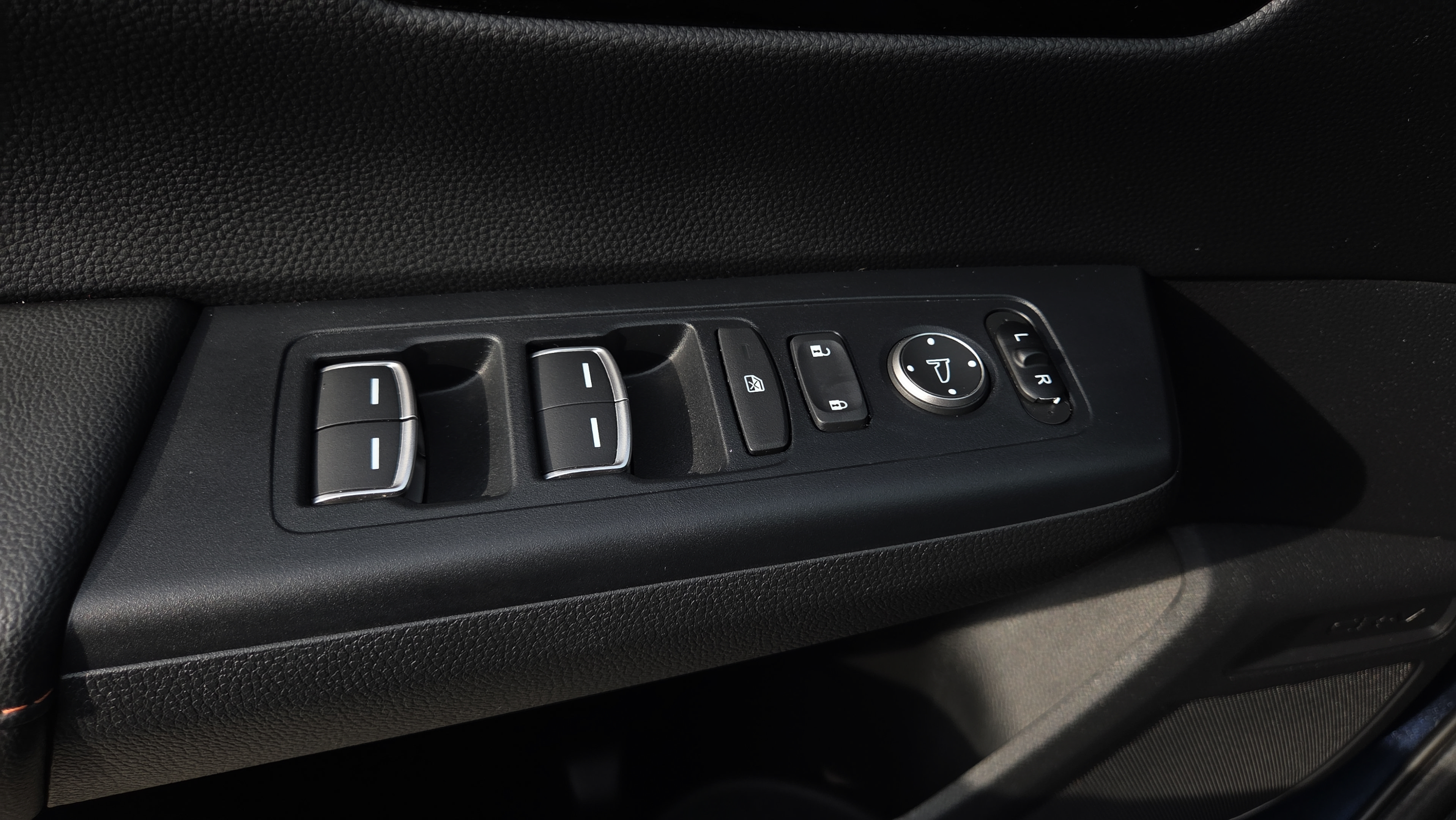 Used 2024 Honda CR-V Sport Touring image 35