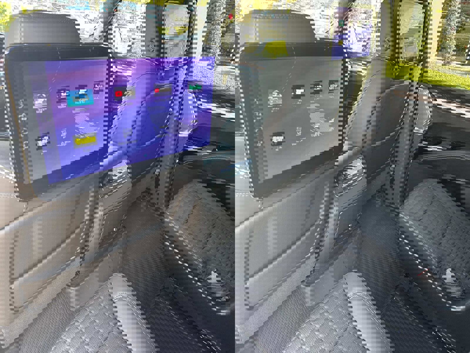 New 2025 Cadillac Escalade Sport Platinum w/ LPO, Floor Liner Package image 15