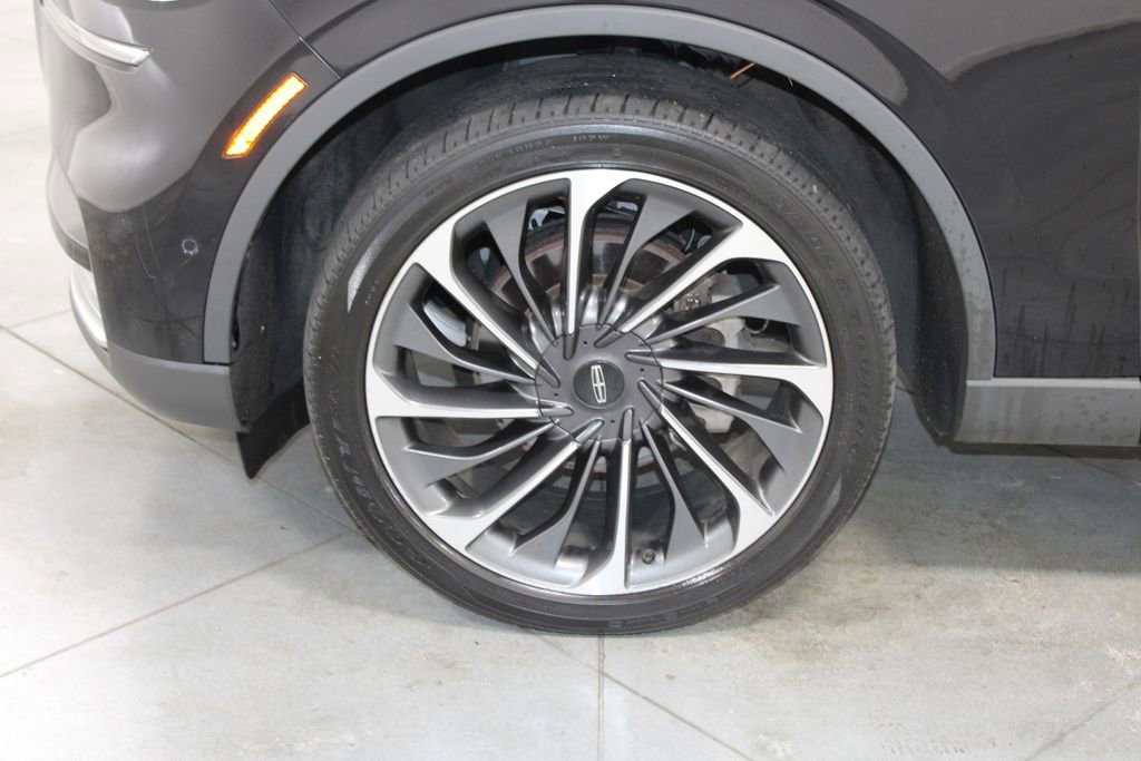 Used 2023 Lincoln Aviator Reserve w/ Equipment Group 201A image 17