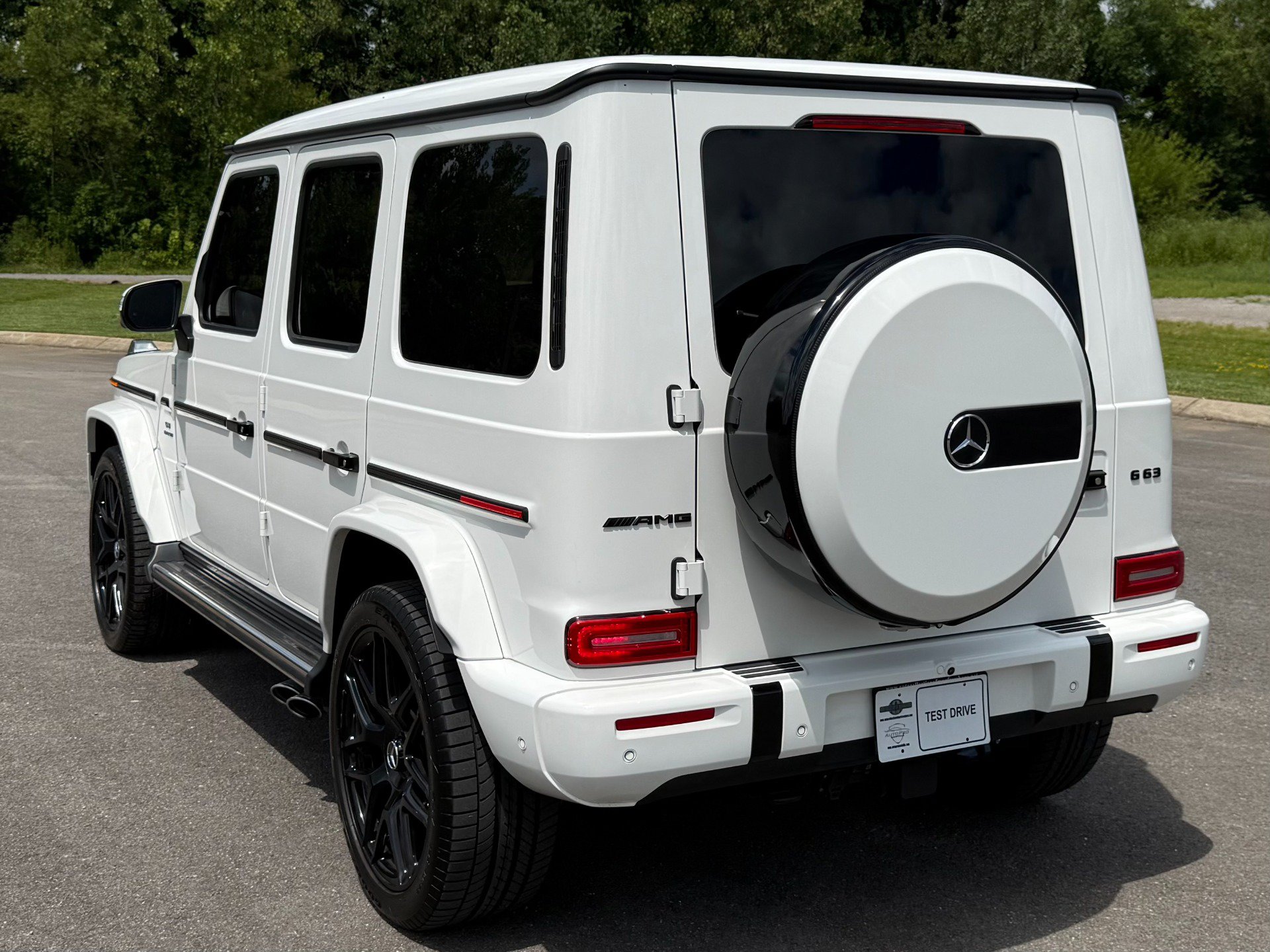 Used 2025 Mercedes-Benz G 63 AMG 4MATIC image 4