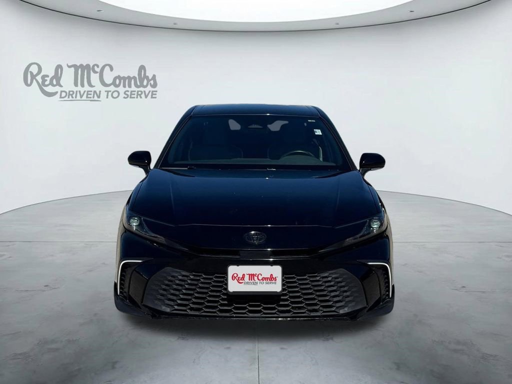 Used 2025 Toyota Camry SE image 8