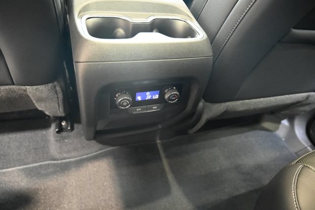 New 2026 Chevrolet Traverse LT w/ Sun and Wheel Package FWD image 25