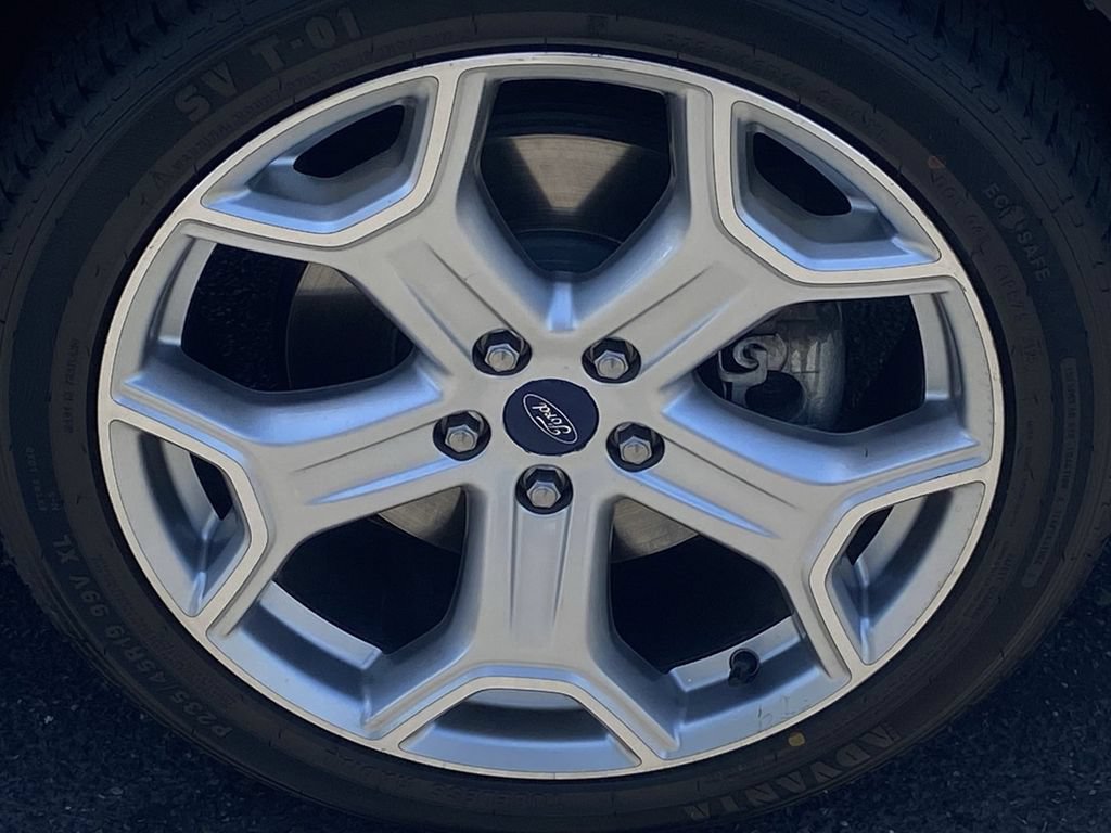 Used 2017 Ford Escape Titanium FWD image 8