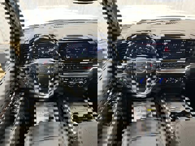 New 2025 GMC Sierra 3500 SLT image 5