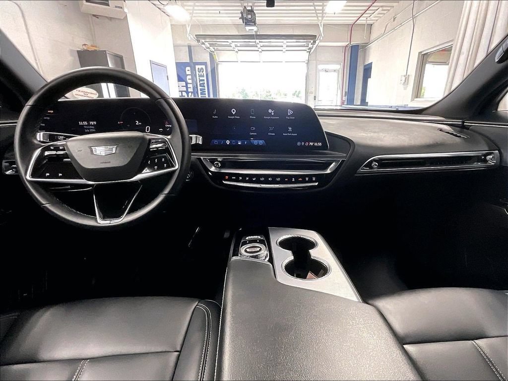 Used 2024 Cadillac Lyriq Tech w/ Driver Assist Package AWD/4WD image 21