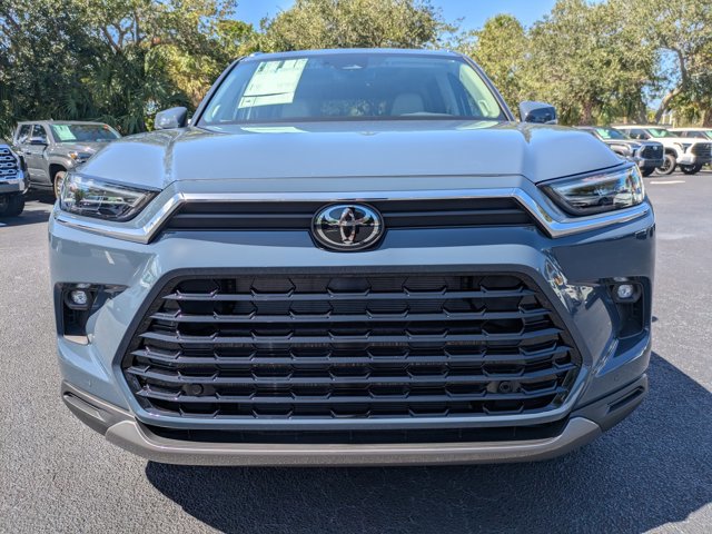 New 2026 Toyota Grand Highlander Limited image 10