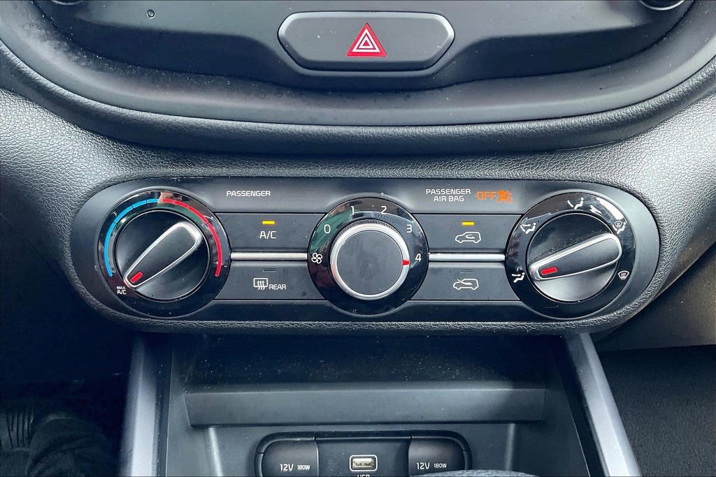 Used 2022 Kia Soul LX w/ Technology Package image 28